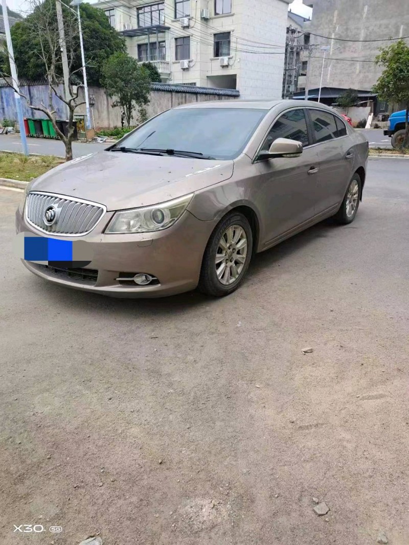 嘉兴13年别克君越2