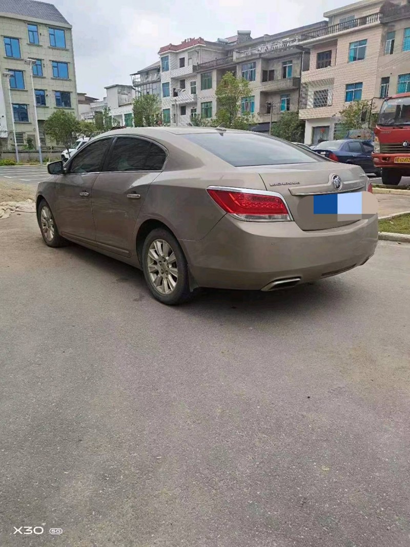 嘉兴13年别克君越5