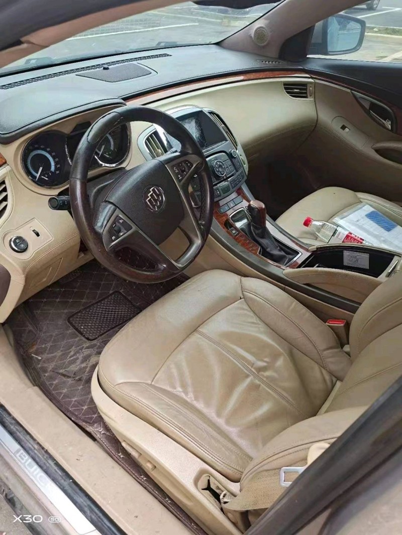 嘉兴13年别克君越6