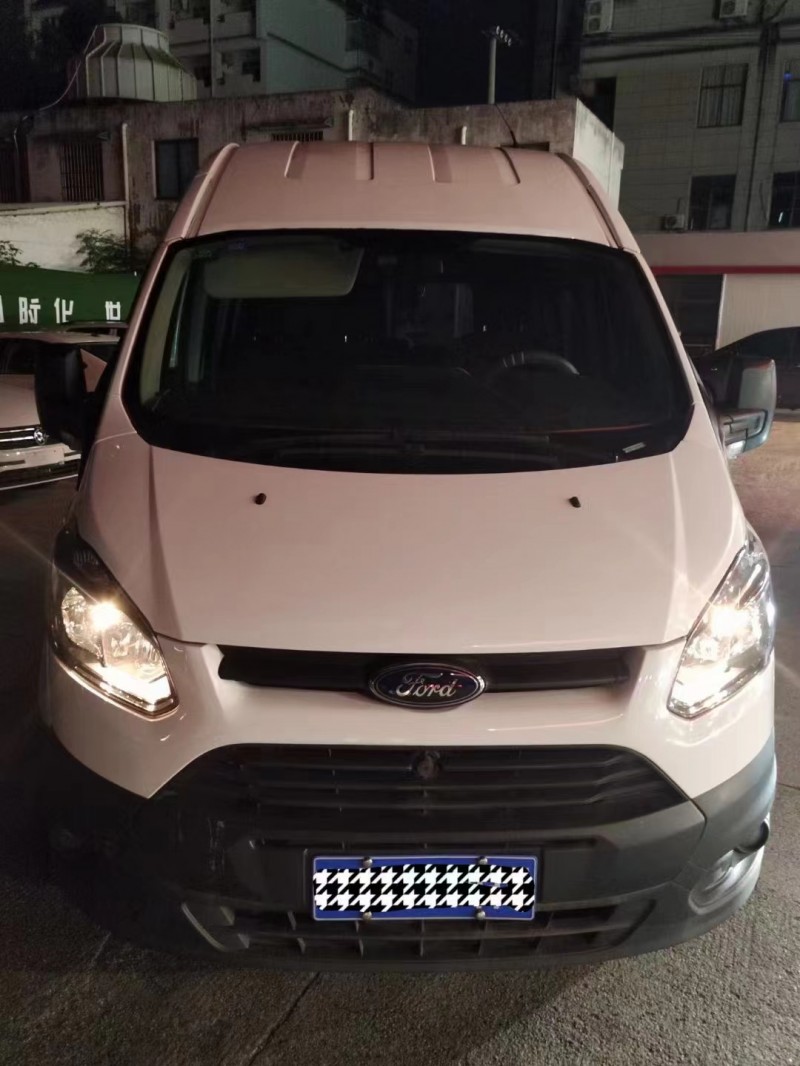 枣庄19年福特全顺1