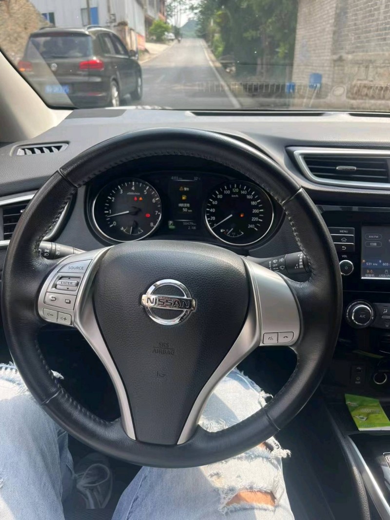 安順18年日產逍客6