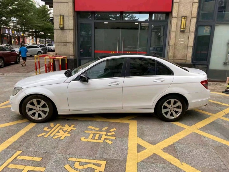汕头11年奔驰C3