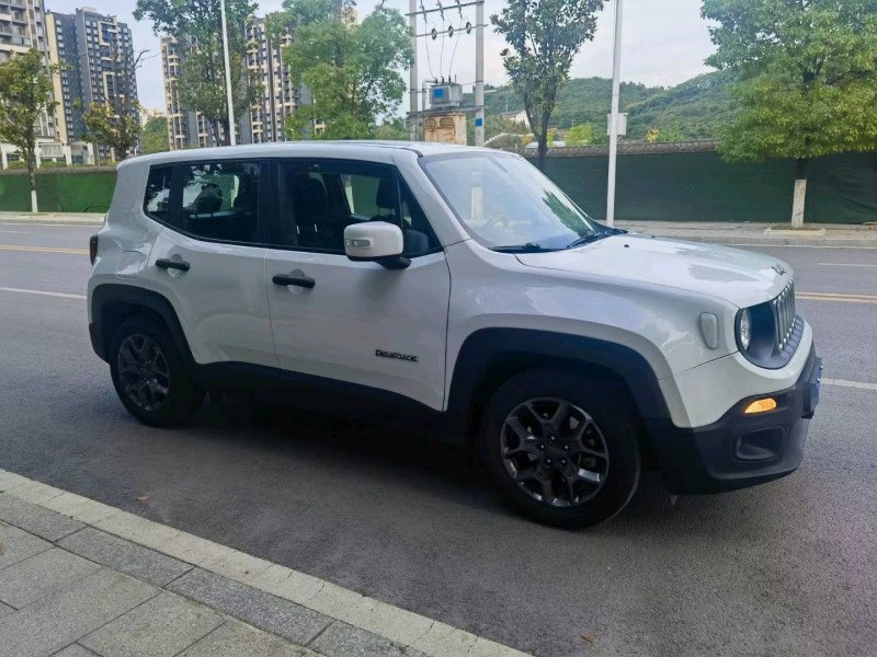 黔西南18年Jeep自由俠2