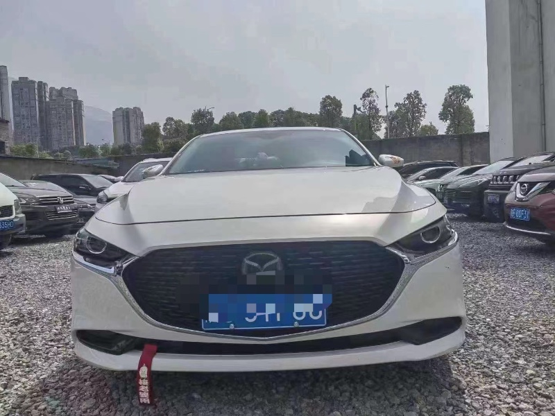 重庆22年马自达昂克赛拉1
