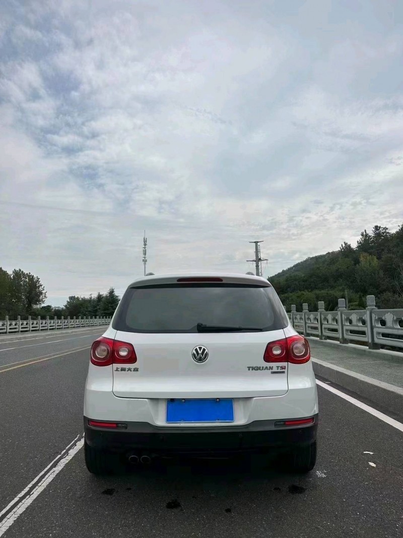 枣庄12年大众途观6