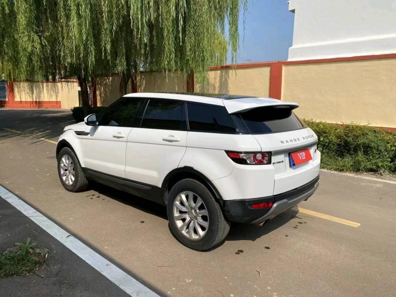 淄博14年路虎揽胜极光(进口)7