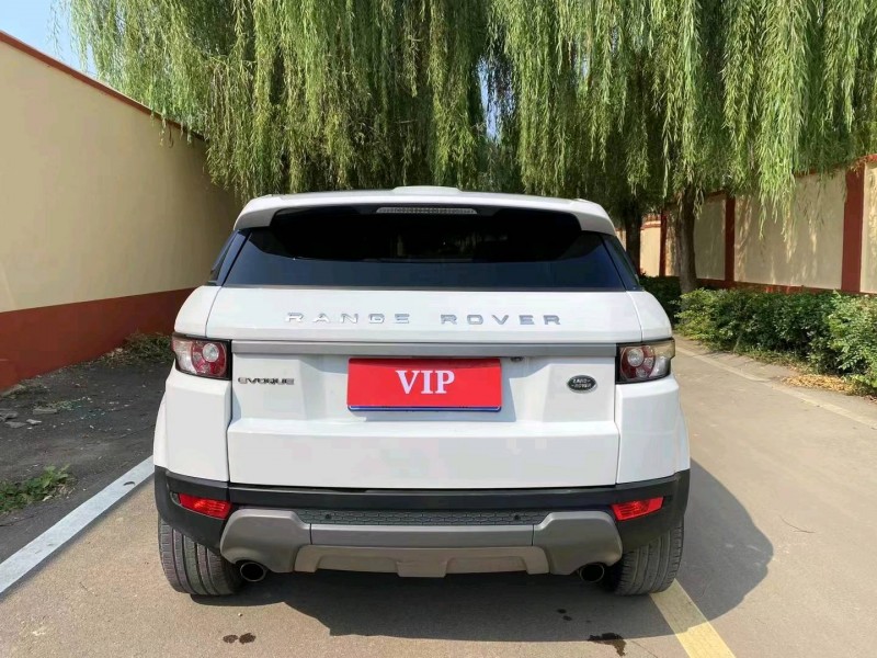 淄博14年路虎揽胜极光(进口)9