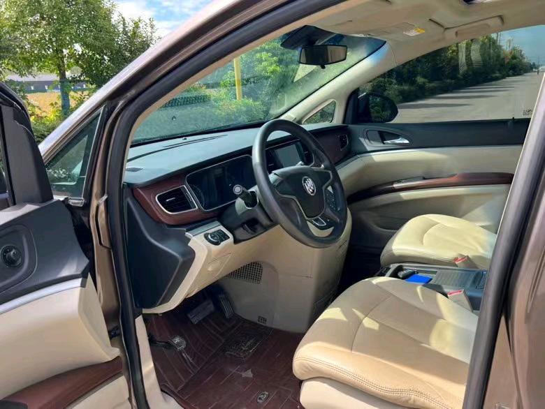 盐城16年别克GL88