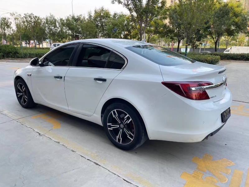 济宁14年别克君威6