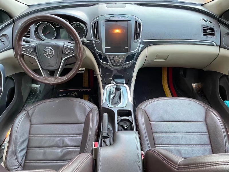 济宁14年别克君威8