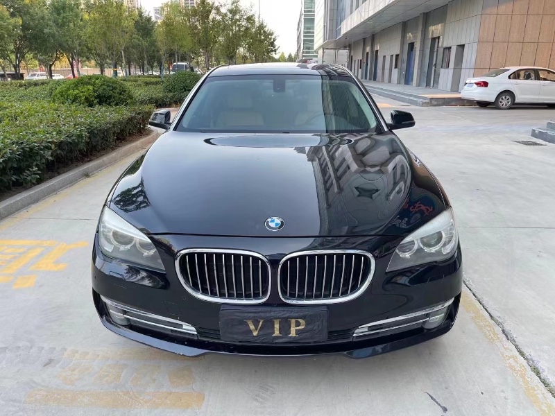 济宁13年宝马7系1