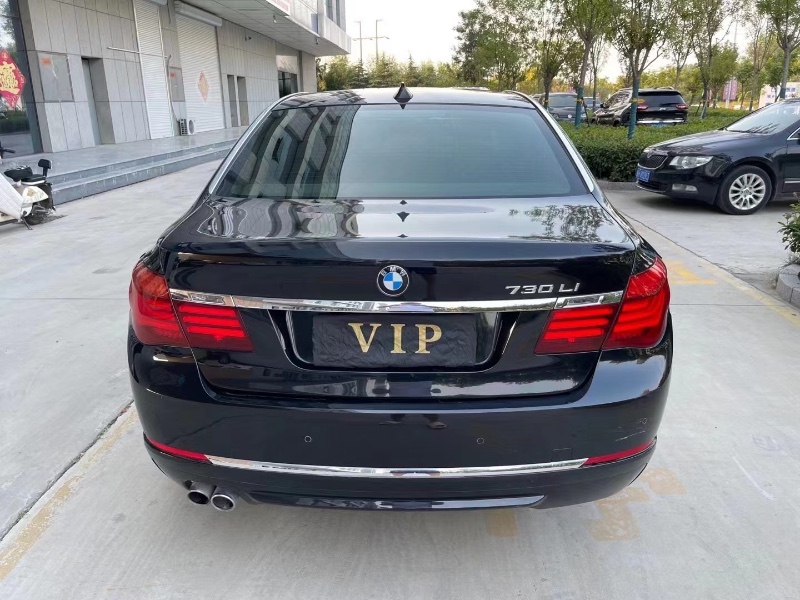 济宁13年宝马7系4