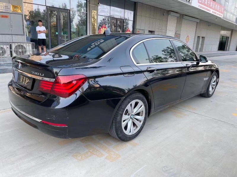 济宁13年宝马7系9