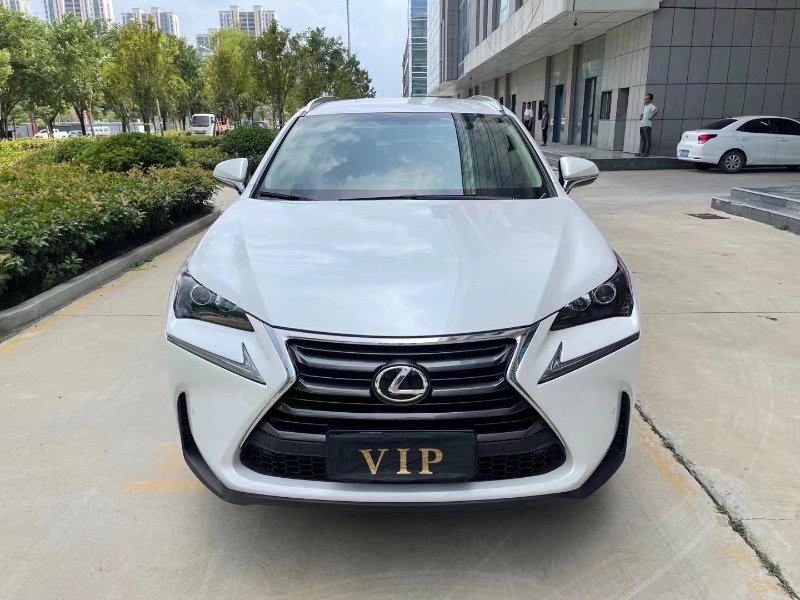 济宁17年雷克萨斯NX1