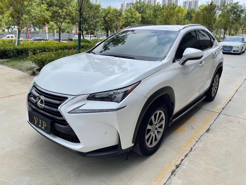 济宁17年雷克萨斯NX2