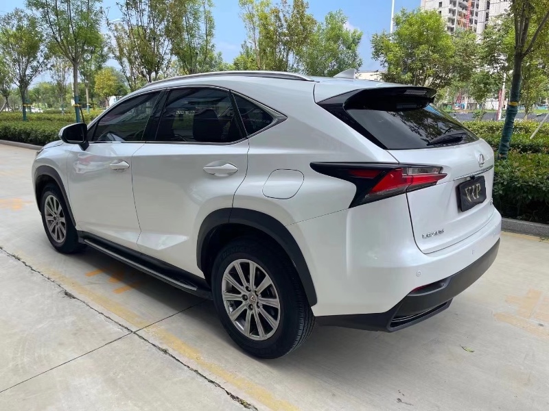 济宁17年雷克萨斯NX6