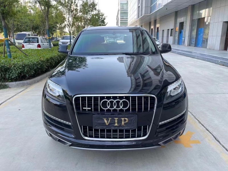 济宁12年奥迪Q71