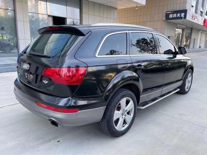 济宁12年奥迪Q74