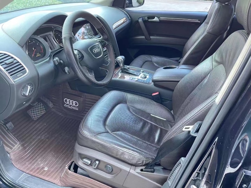 济宁12年奥迪Q79