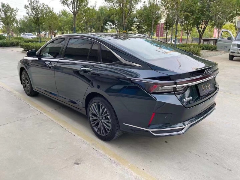 济宁22年东风奕炫8