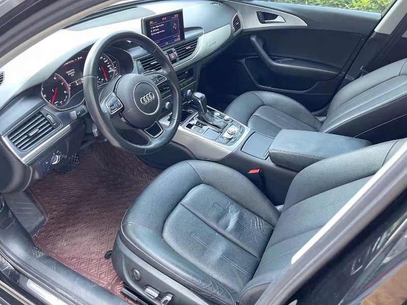 济宁16年奥迪A6L9