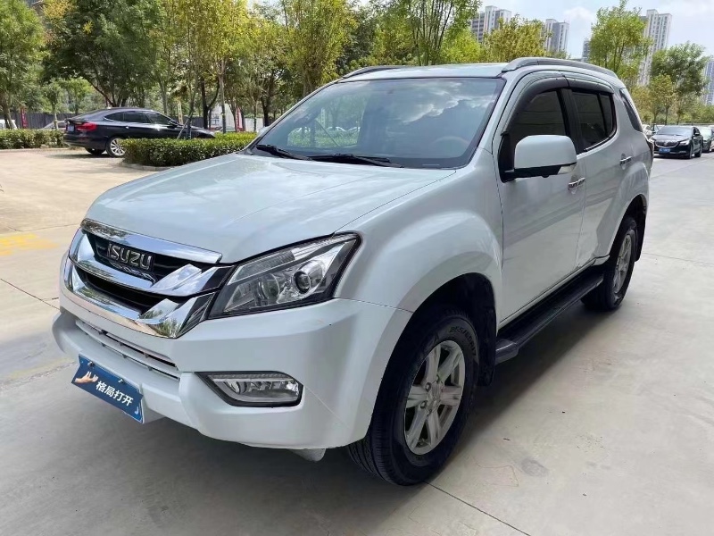 济宁17年五十铃牧游侠2