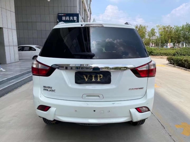 济宁17年五十铃牧游侠5