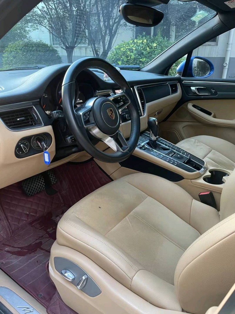 宿迁16年保时捷Macan6