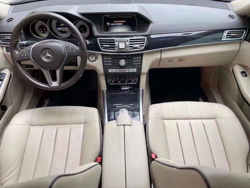 济宁15年奔驰E8