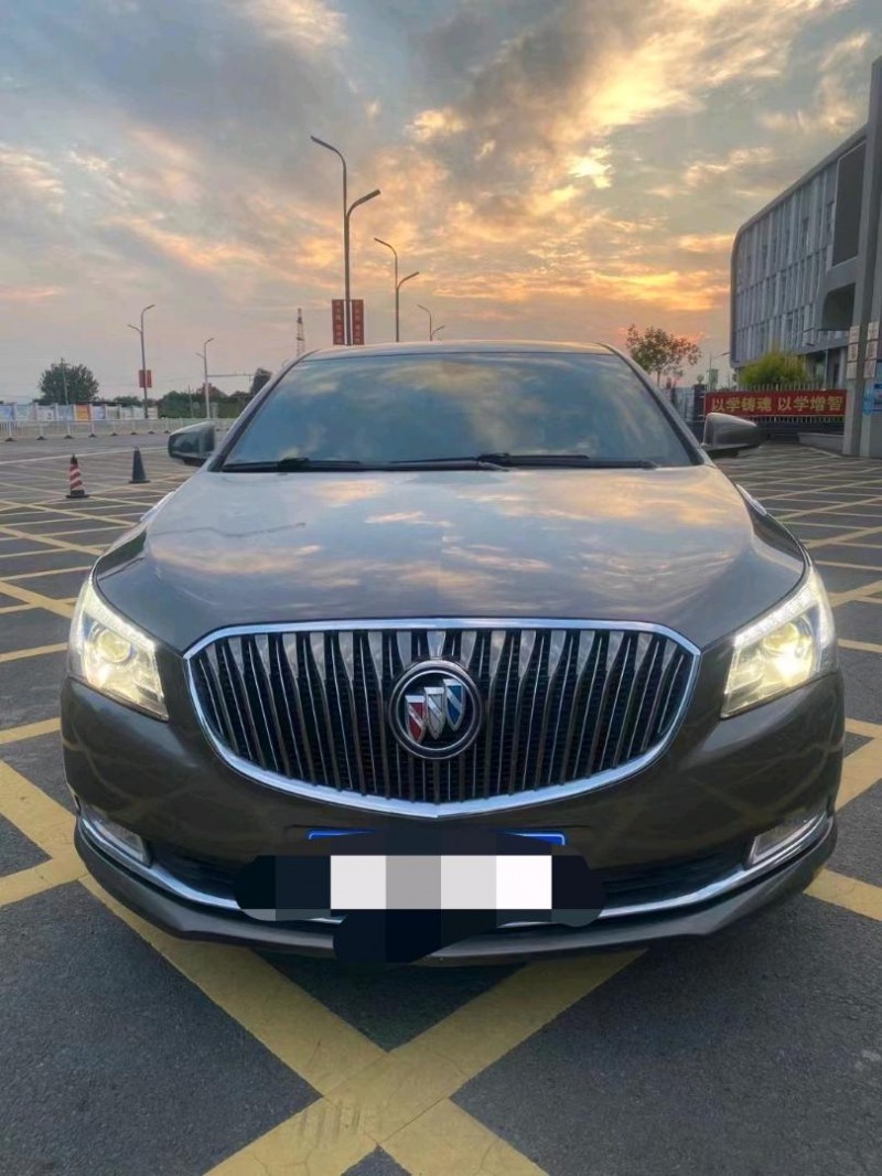 邢台14年别克君越1