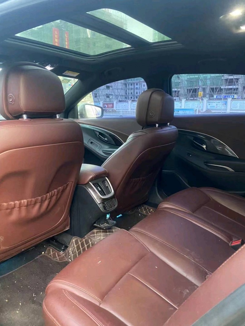 邢台14年别克君越9