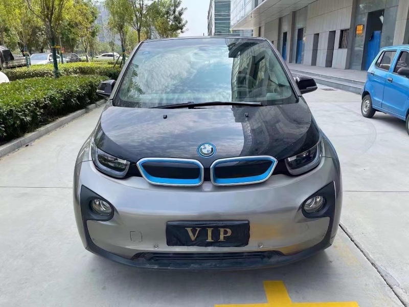 济宁16年宝马i31