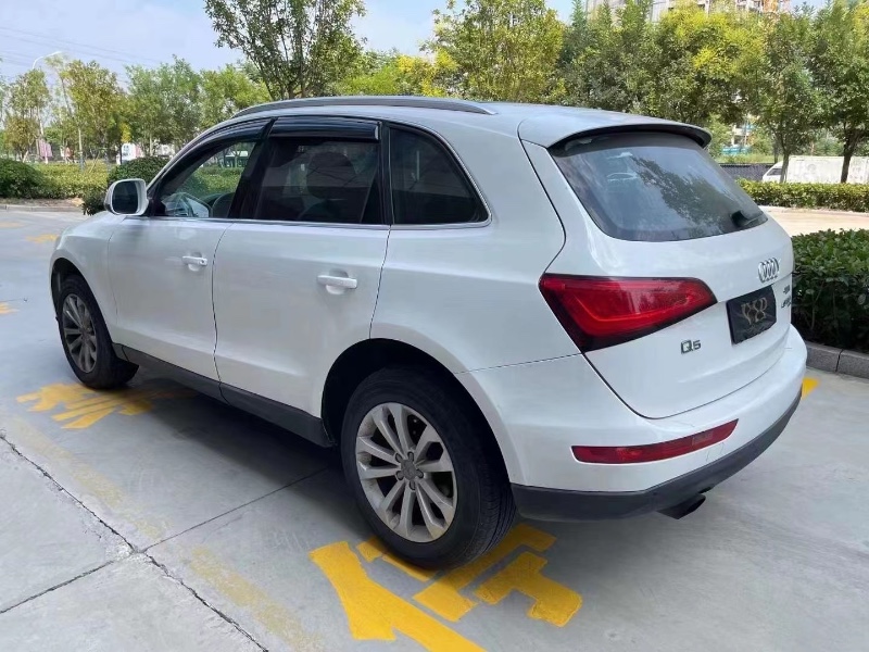 济宁14年奥迪Q55