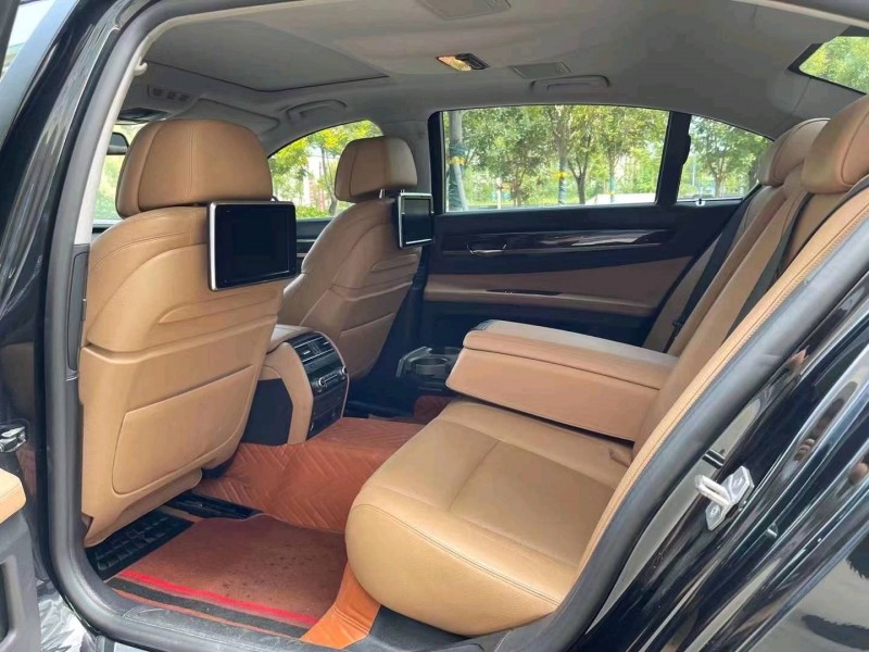 济宁14年宝马7系7