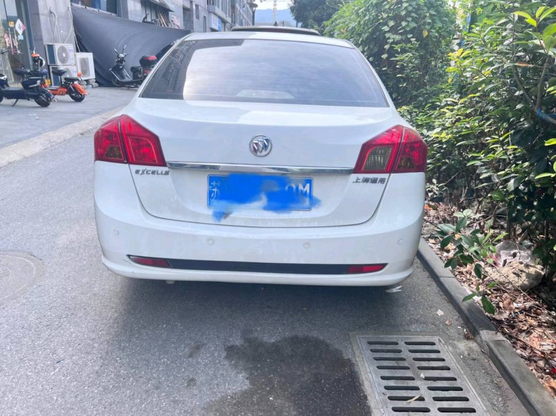 苏州15年别克凯越3