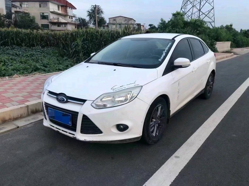 邢台14年福特福克斯2