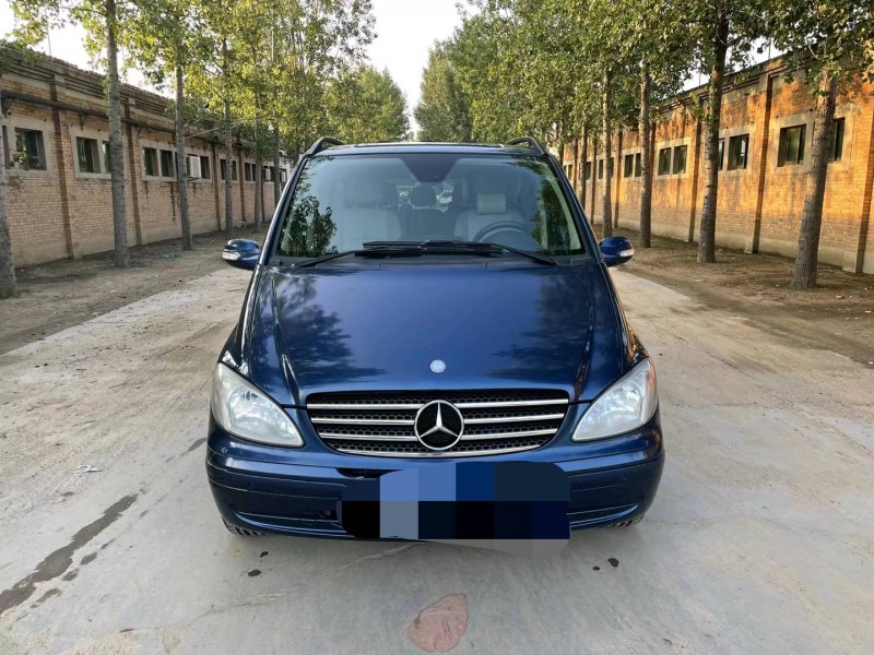 邯郸11年奔驰唯雅诺1