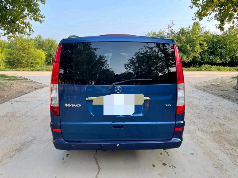 邯郸11年奔驰唯雅诺5