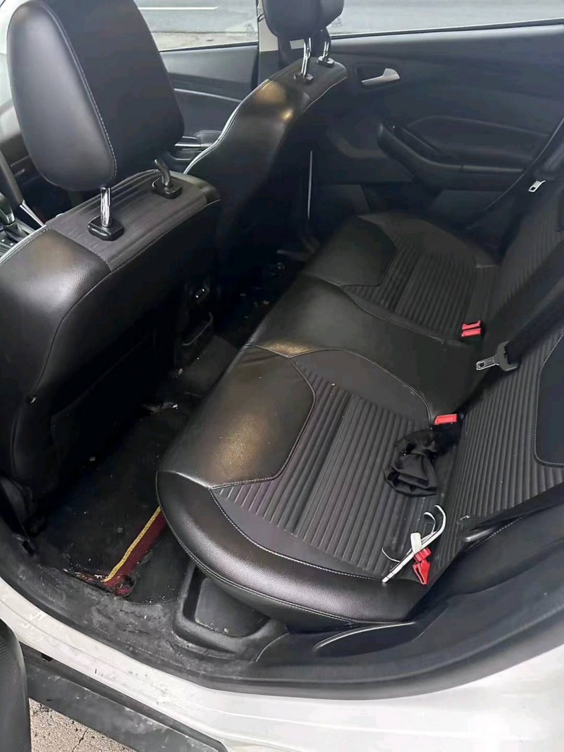 常州16年福特福克斯9