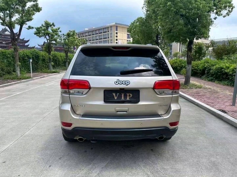 臺州15年Jeep大切諾基4