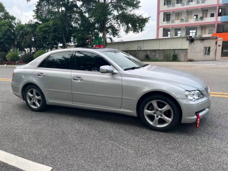 汕头08年丰田锐志4