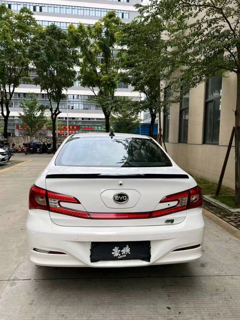 珠海16年比亚迪秦5