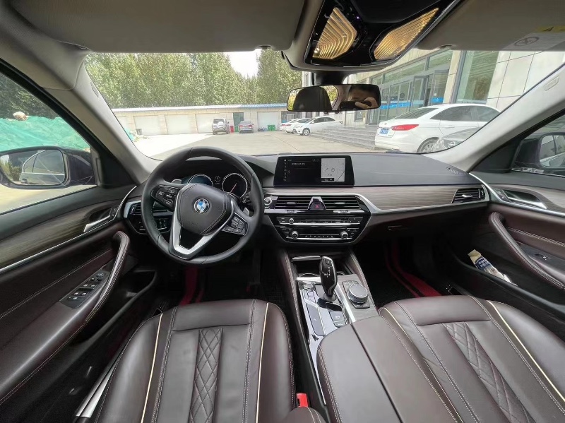 济南17年宝马5系4