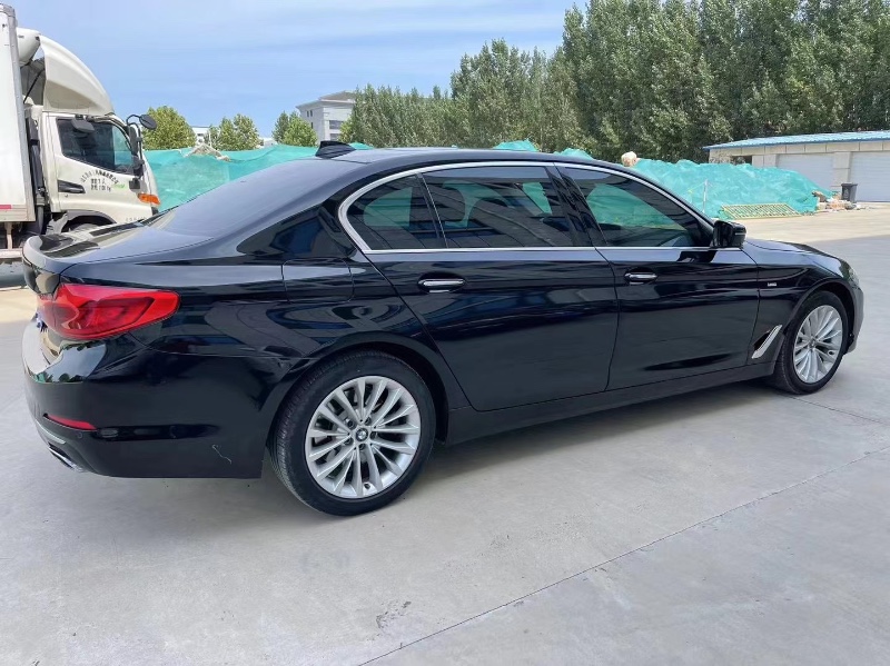 济南17年宝马5系9