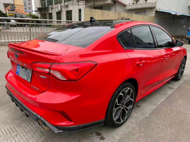 中山20年福特福克斯5