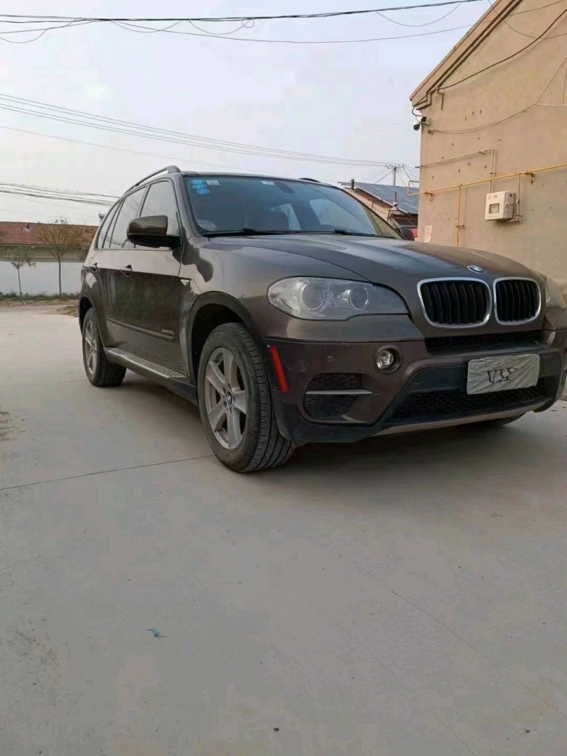 保定13年宝马X52