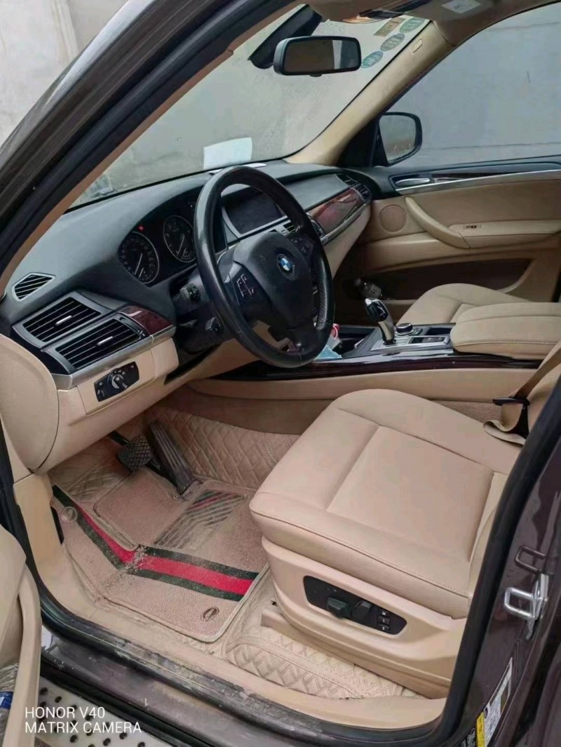 保定13年宝马X54