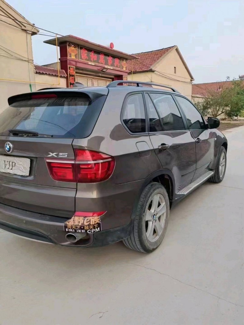 保定13年宝马X58