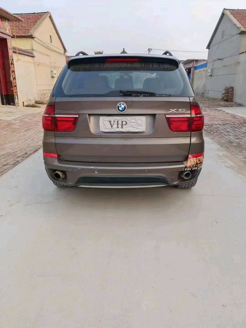 保定13年宝马X59