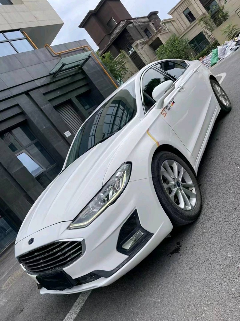 成都20年福特蒙迪欧2